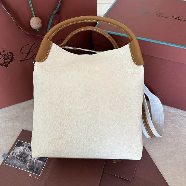 Picture of Loro Piana Handbags _SKUfw177009872fw